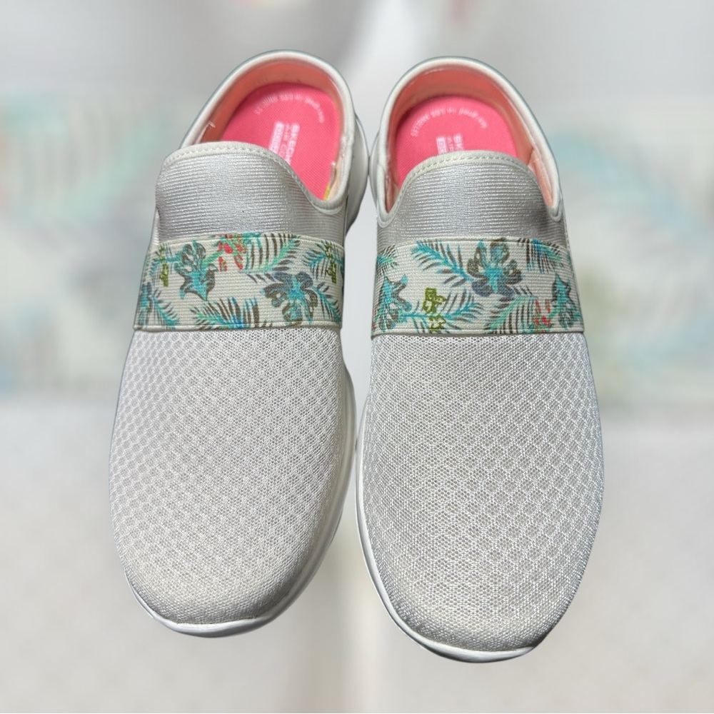 Skechers Go Walk Joy Tropical Oasis Ortholite 124713 Size 9.5